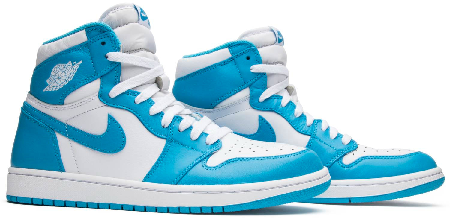 Air Jordan 1 Retro High OG UNC