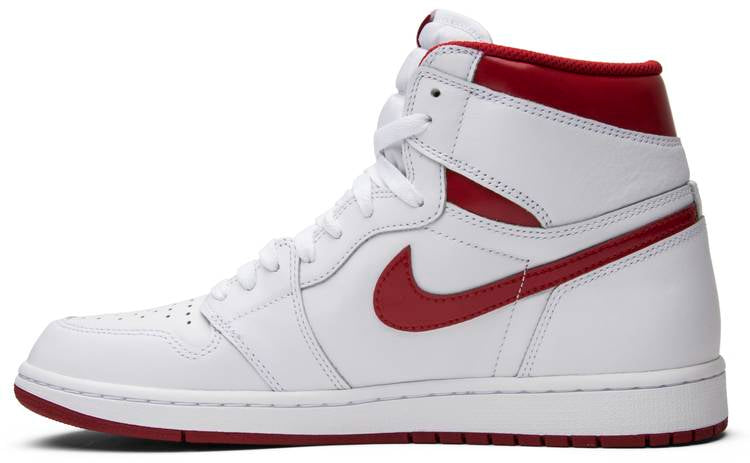 Air Jordan 1 Retro High OG Metallic Red