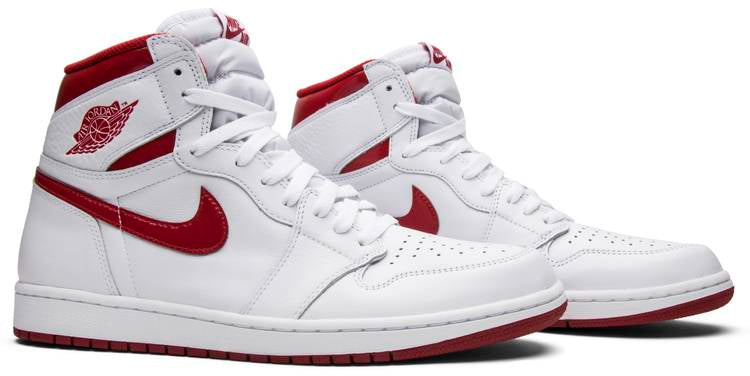 Air Jordan 1 Retro High OG Metallic Red