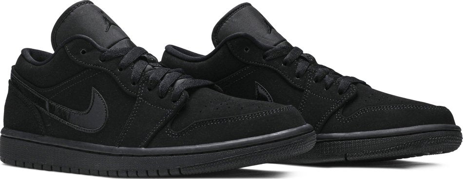 Air Jordan 1 Low Triple Black