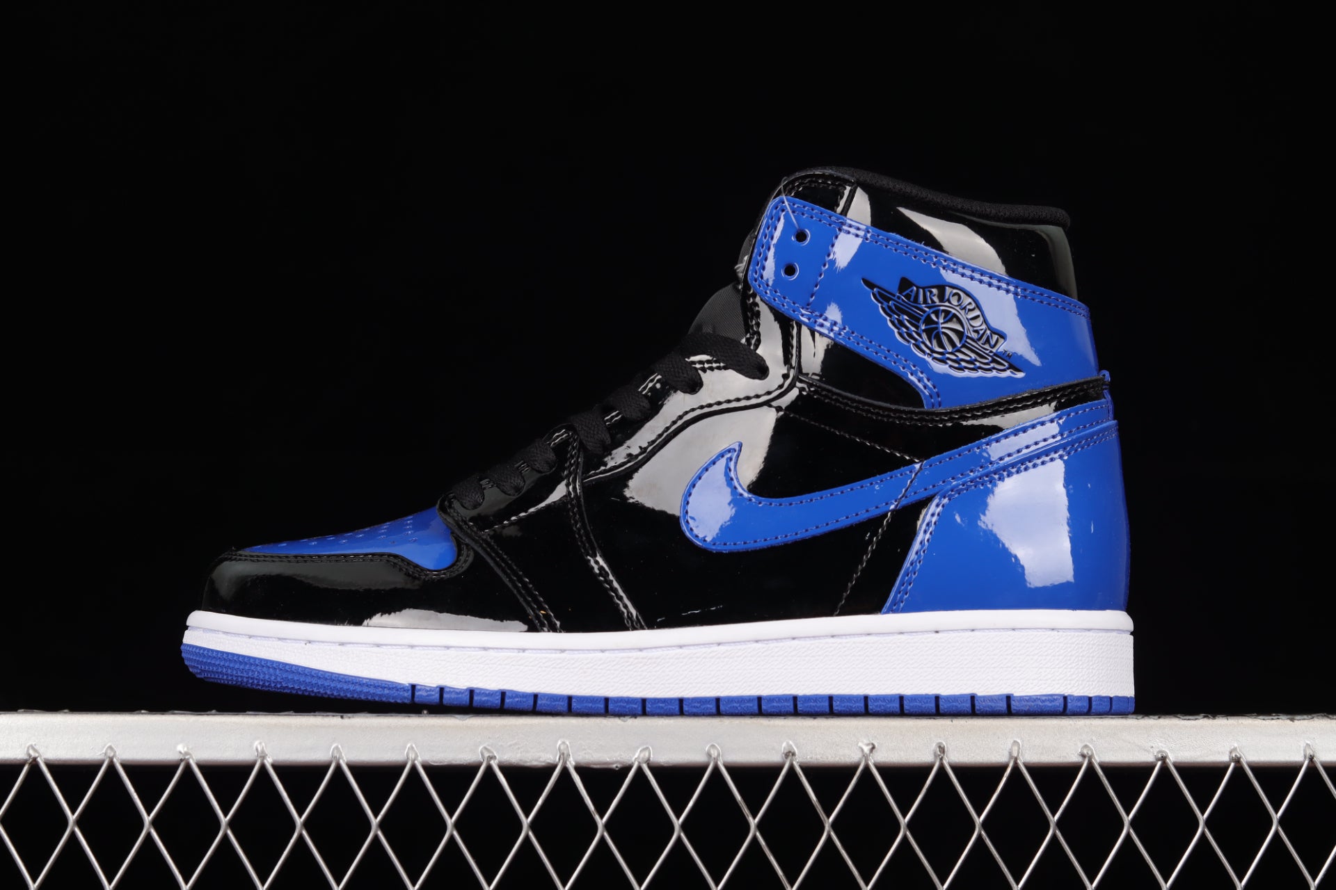 Air Jordan 1 Retro High Royal Blue Black White