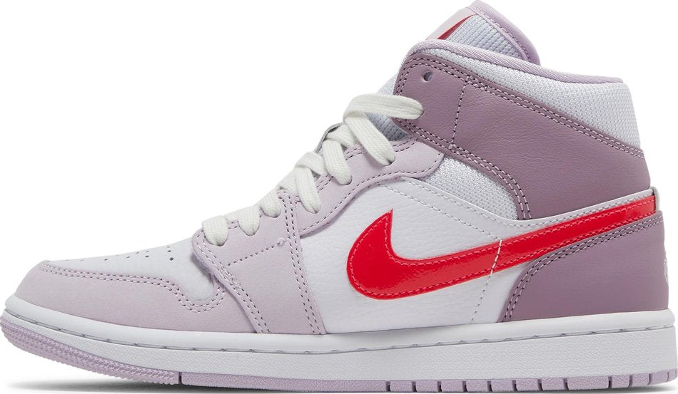 Wmns Air Jordan 1 Mid Valentine