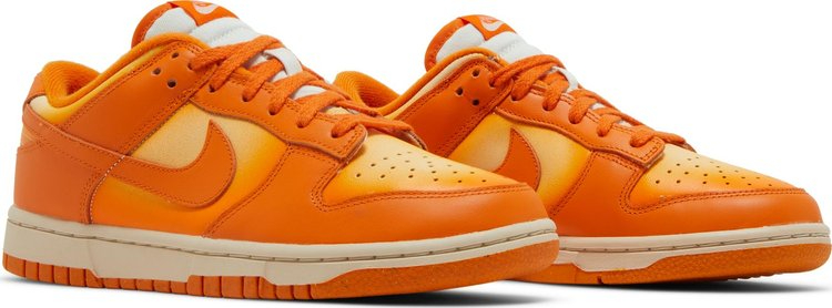 Wmns Dunk Low 'Magma Orange' DX2953-800