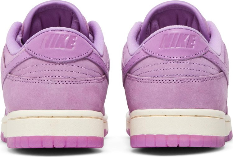 Wmns Dunk Low Premium 'Rush Fuchsia' DV7415-500