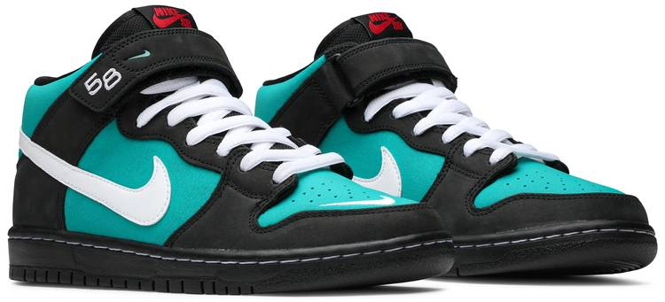 Dunk Mid SB 'Freshwater' CV5474-001