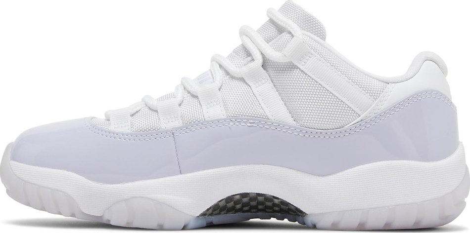 Wmns Air Jordan 11 Retro Low Pure Violet