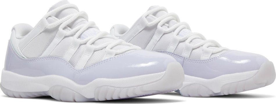 Wmns Air Jordan 11 Retro Low Pure Violet