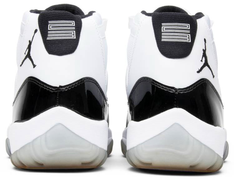 Air Jordan 11 Retro Concord