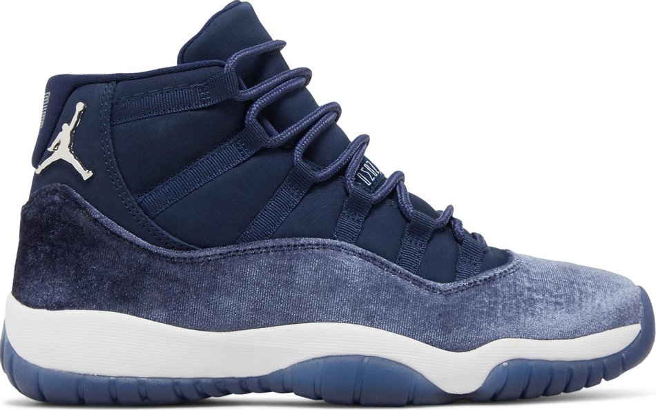 Wmns Air Jordan 11 Retro Midnight Navy Velvet