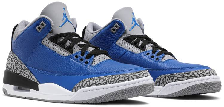 Air Jordan 3 Retro Varsity Royal