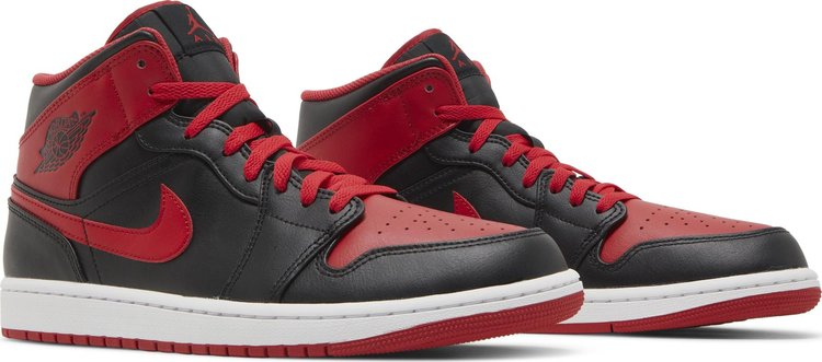 Air Jordan 1 Mid Alternate Bred