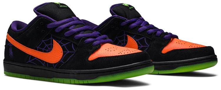 Dunk Low SB 'Night of Mischief' BQ6817-006