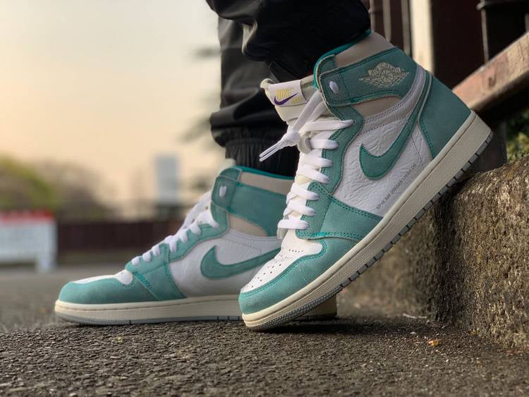 Air Jordan 1 Retro High OG Turbo Green