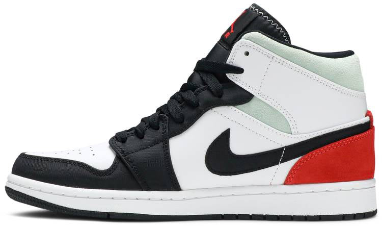 Air Jordan 1 Mid SE Red Black Toe