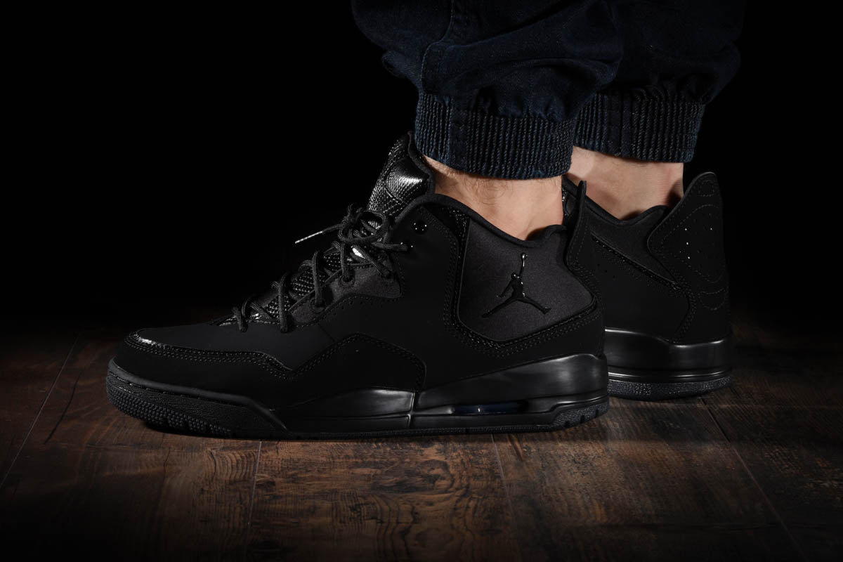 Jordan Courtside 23 Triple Black